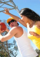 Игра в баскетбол закончилась сексом 2 фотография Игра в баскетбол закончилась сексом 2 фотография