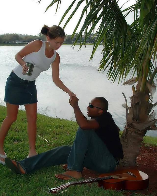 Межрасовый чувственный секс на курорте 1 фотография