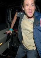 Разврат пьяной и возбужденной молодежи 1 фотография Разврат пьяной и возбужденной молодежи 1 фотография