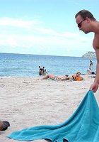 Трахнулась в номере с незнакомцем 3 фотография Трахнулась в номере с незнакомцем 3 фотография