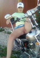 Молодки, любящие секс втроем 18 фотография Молодки, любящие секс втроем 18 фотография