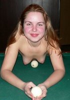 Рыжая красотка позирует в бане 5 фотография Рыжая красотка позирует в бане 5 фотография