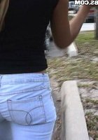 Трется членом о лицо Элизабет 11 фотография