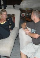 Зажег с пятидесятилетней Оливией 2 фотография Зажег с пятидесятилетней Оливией 2 фотография