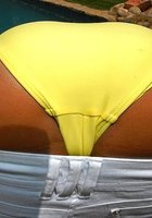 В сексуальном желтом костюмчике 7 фотография В сексуальном желтом костюмчике 7 фотография