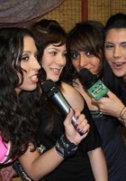 Элла немного стесняется, но сосет 28 фотография Элла немного стесняется, но сосет 28 фотография