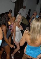 Поимел пьяных подруг 4 фотография Поимел пьяных подруг 4 фотография