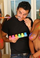 Разрисовал и трахнул 14 фотография Разрисовал и трахнул 14 фотография