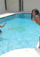 Кусок чёрной пиздятинки 19 фотография Кусок чёрной пиздятинки 19 фотография