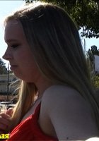 Анька дала на камеру 1 фотография Анька дала на камеру 1 фотография