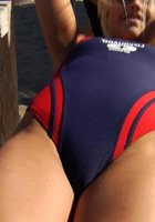 Затащил блондинку в фургон 1 фотография Затащил блондинку в фургон 1 фотография