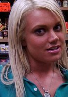 Выебал продавщицу в подсобке 2 фотография Выебал продавщицу в подсобке 2 фотография