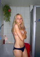 Согласилась на секс втроем и дала сразу двоим 2 фотография