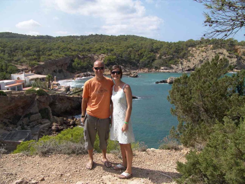 Худенькая красотка делает отличный минет 3 фотография