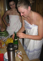 Один вечер в женской бане 1 фотография Один вечер в женской бане 1 фотография