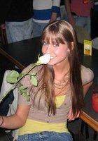 Выпившая сучка шалит на вечеринке 1 фотография Выпившая сучка шалит на вечеринке 1 фотография