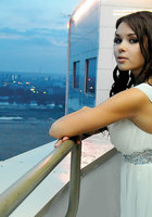 Красивая тинка оголилась для мужского журнала 7 фото