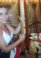 Голая блонда лижет писюн в отпуске 3 фотография