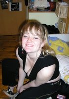 Стремная баба желает потрахаться на даче 4 фотография