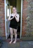 Стремная баба желает потрахаться на даче 10 фотография