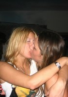 Пьяные барышни отжигают на вечеринке 5 фотография Пьяные барышни отжигают на вечеринке 5 фотография