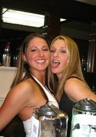 Пьяные барышни отжигают на вечеринке 2 фотография Пьяные барышни отжигают на вечеринке 2 фотография