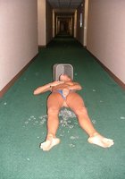 Пьяные барышни отжигают на вечеринке 15 фотография Пьяные барышни отжигают на вечеринке 15 фотография