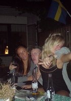 Дева на вечеринке напилась и стала раздеваться 5 фотография