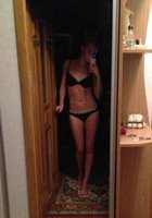 Гламурная бестия сделала в отеле интимное селфи 7 фотография