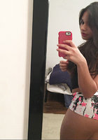 Сучки выложили снимки больших попок в инстаграм 7 фотография