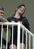 Сучки с обнаженными титьками веселятся на балконе 9 фотография Сучки с обнаженными титьками веселятся на балконе 9 фотография